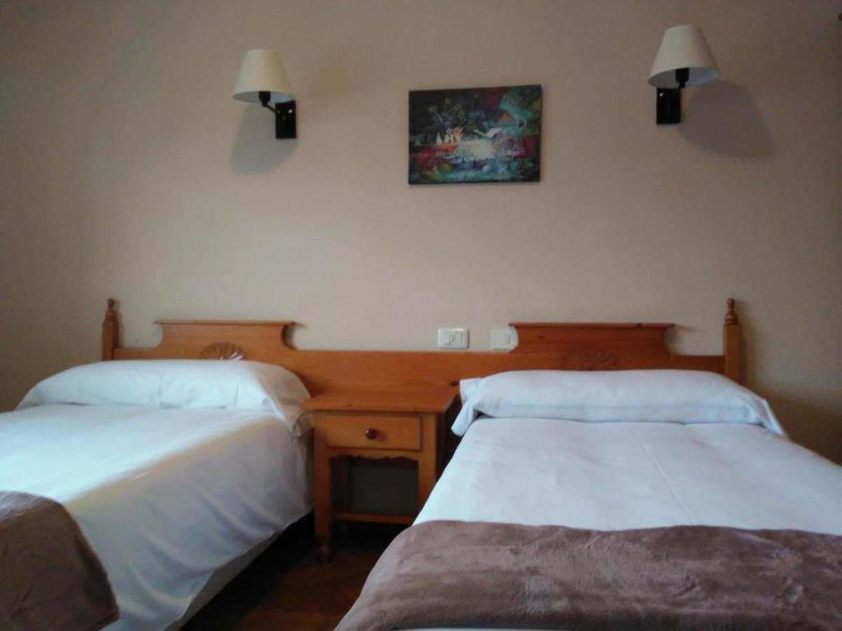 Albergue Hostal Sao Telmo Туй Екстериор снимка